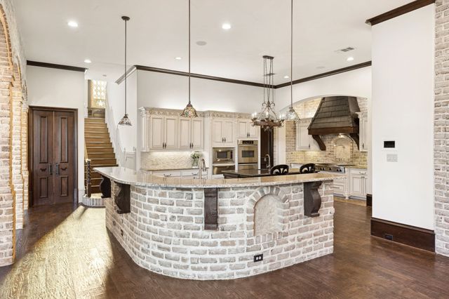 3114 Lake Creek Drive, Highland Village, TX 75077