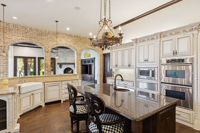 3114 Lake Creek Drive, Highland Village, TX 75077