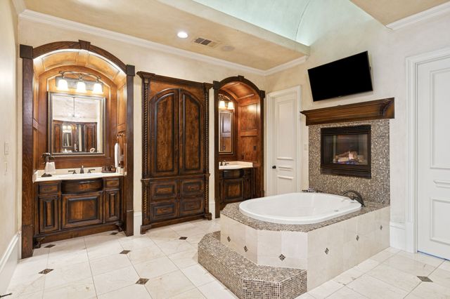 3114 Lake Creek Drive, Highland Village, TX 75077