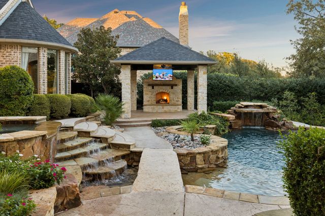 3114 Lake Creek Drive, Highland Village, TX 75077