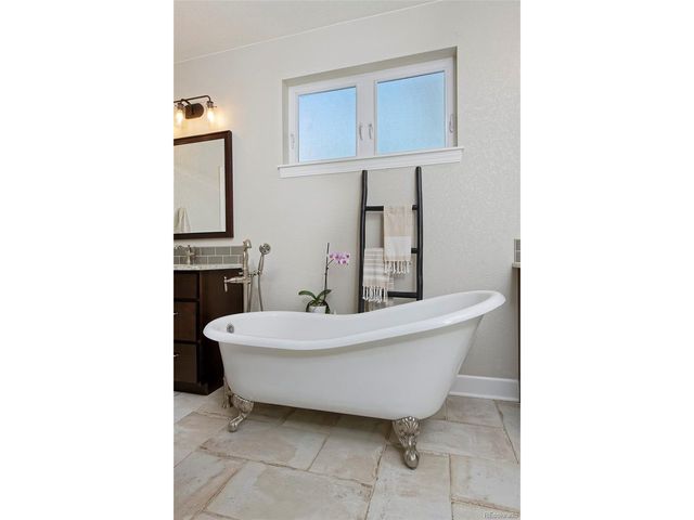 13891 Broadlands Ln, Broomfield, CO 80023