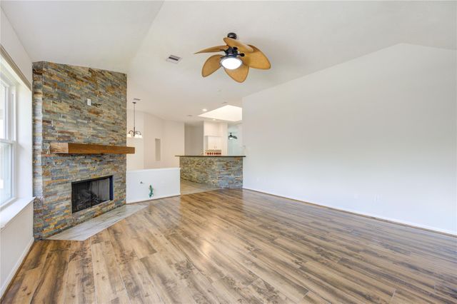 15831 Laurel Cove Cove, Tomball, TX 77377