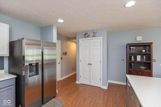 5826 Brookstone Drive, Indianapolis, IN 46234