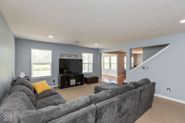5826 Brookstone Drive, Indianapolis, IN 46234