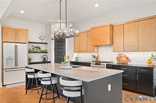 18131 Timber Banks Ln, Moseley, VA 23120