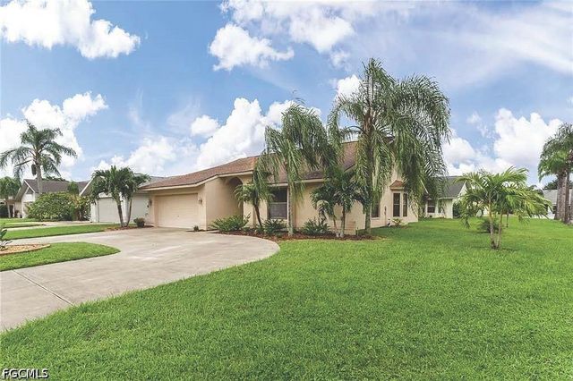 13260 Greywood CIR, Fort Myers, FL 33966