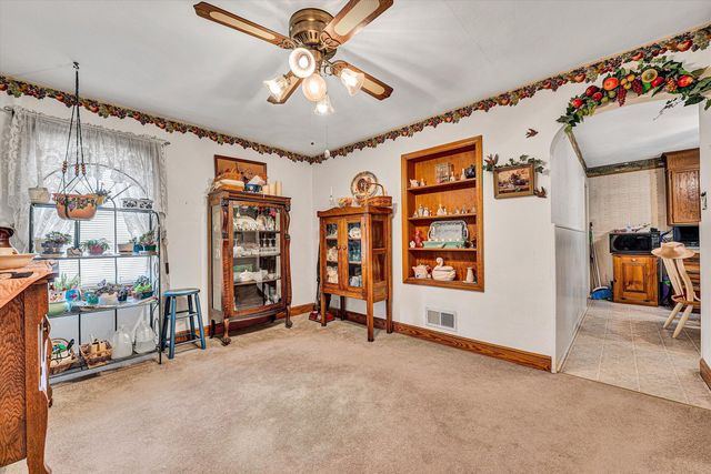 4852 Showalter RD, Roanoke, VA 24017