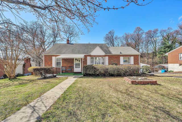 4852 Showalter RD, Roanoke, VA 24017