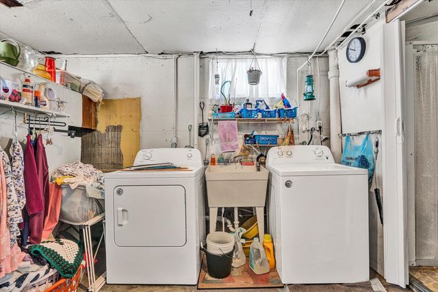 4852 Showalter RD, Roanoke, VA 24017