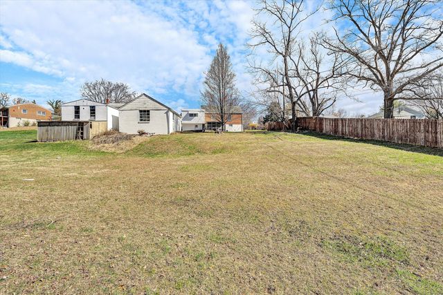 4852 Showalter RD, Roanoke, VA 24017