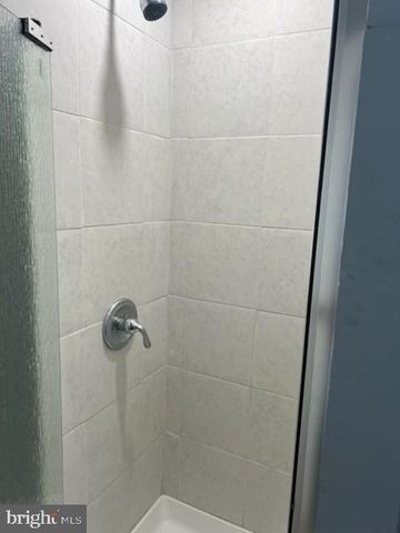 445 S OLDEN AVE, Trenton, NJ 08629