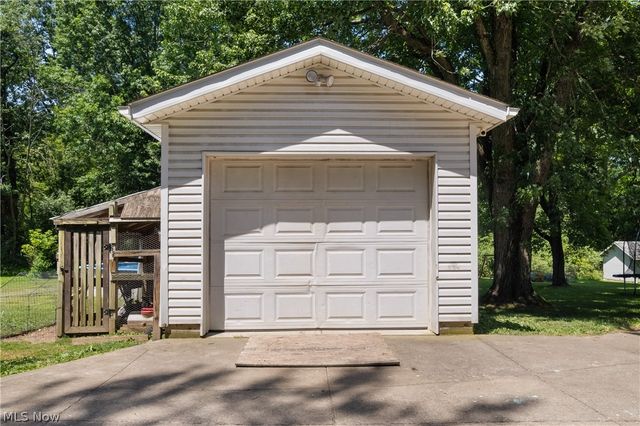 3991 Park Avenue, Rootstown, OH 44272