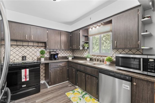 3991 Park Avenue, Rootstown, OH 44272