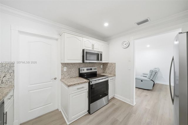 881 NW 133rd Ave 0, Miami, FL 33182