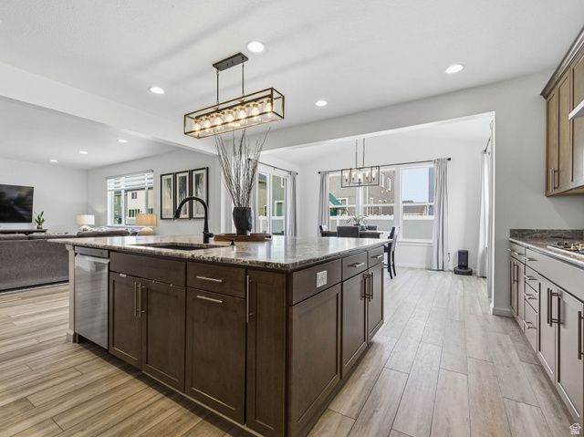 1950 W 900 N, Layton, UT 84041