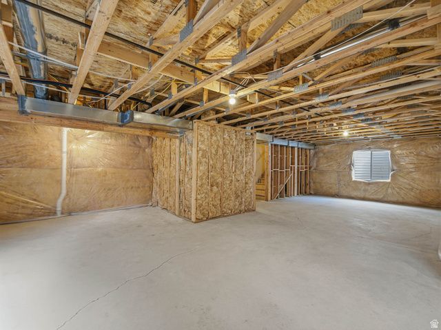 1950 W 900 N, Layton, UT 84041