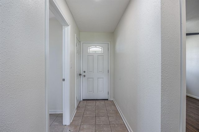 109 Staples Drive, Baytown, TX 77523