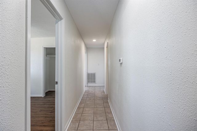 109 Staples Drive, Baytown, TX 77523