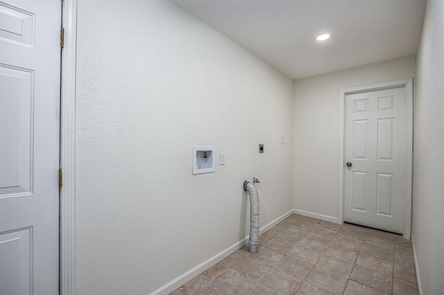 109 Staples Drive, Baytown, TX 77523