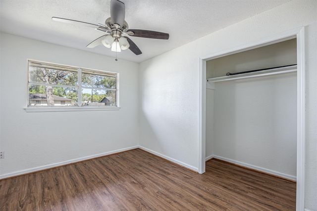 109 Staples Drive, Baytown, TX 77523