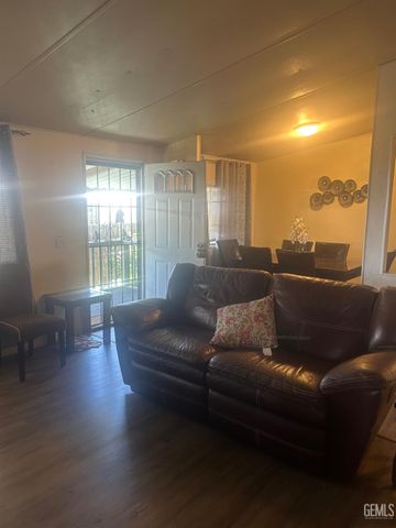 1301 Taft Highway 22, Bakersfield, CA 93307