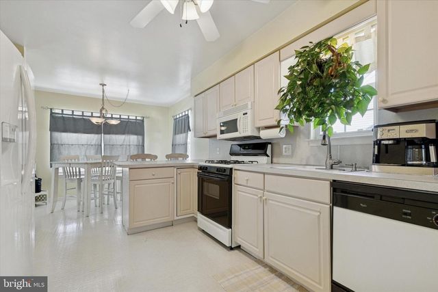 315 BRADFORD LN, Lansdale, PA 19446