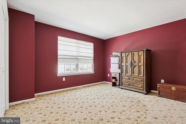 315 BRADFORD LN, Lansdale, PA 19446