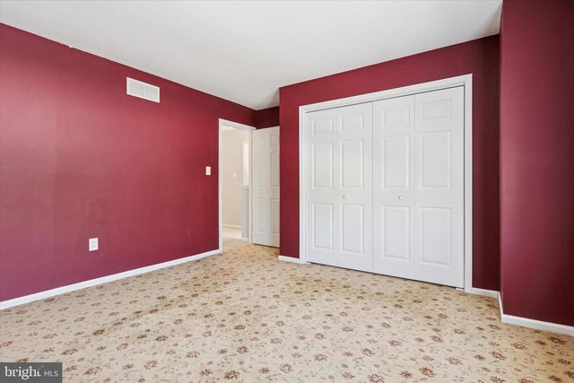 315 BRADFORD LN, Lansdale, PA 19446