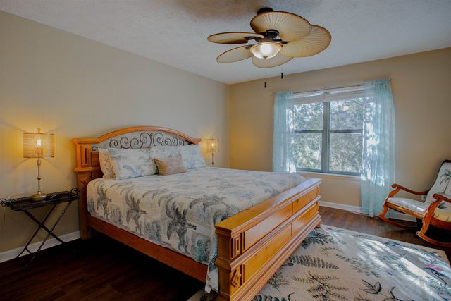 697 Frances Ave, St Augustine, FL 32086