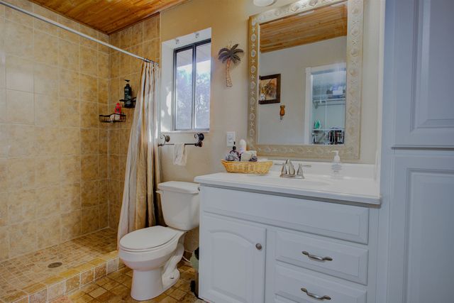 697 Frances Ave, St Augustine, FL 32086