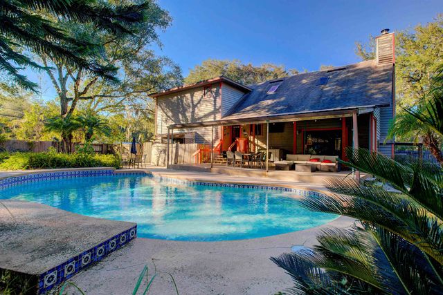 697 Frances Ave, St Augustine, FL 32086