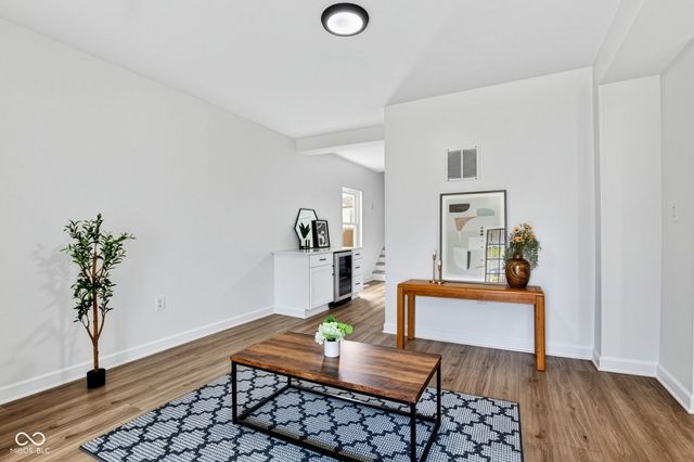 213 S State Avenue, Indianapolis, IN 46201