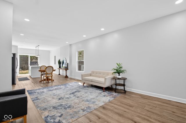 213 S State Avenue, Indianapolis, IN 46201