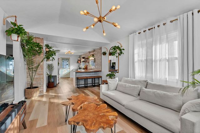 926 N Holyoke, Wichita, KS 67208