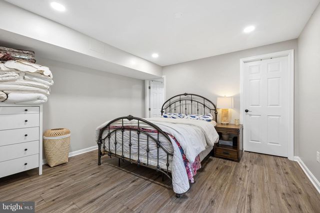 1416 ROSEWOOD HILL DR, Vienna, VA 22182