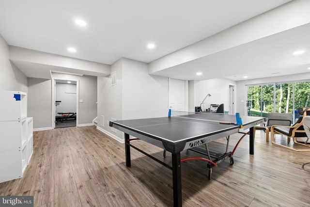 1416 ROSEWOOD HILL DR, Vienna, VA 22182