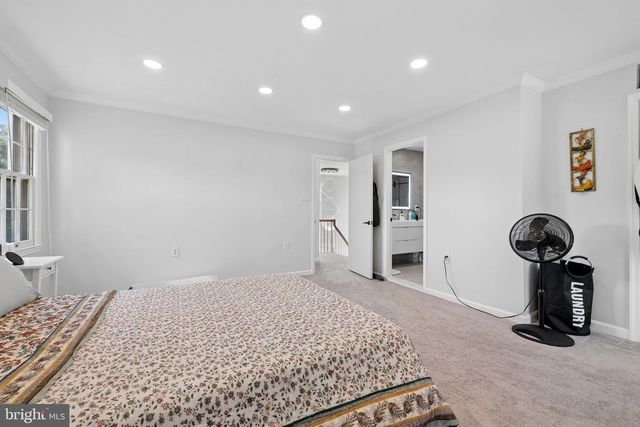 1416 ROSEWOOD HILL DR, Vienna, VA 22182