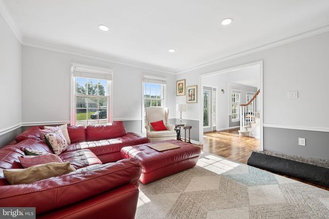 1416 ROSEWOOD HILL DR, Vienna, VA 22182