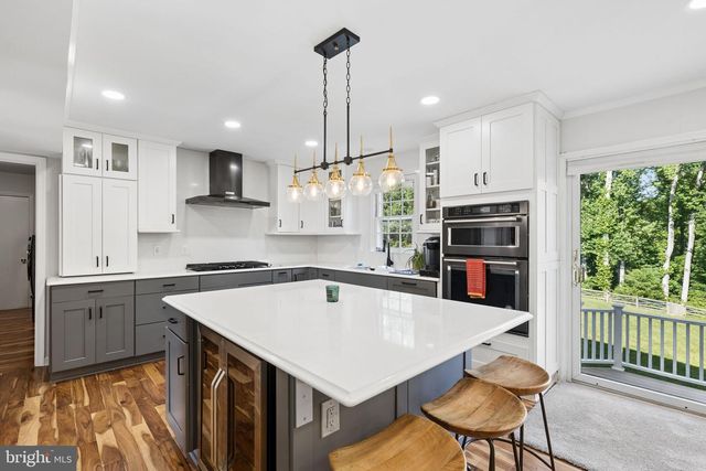 1416 ROSEWOOD HILL DR, Vienna, VA 22182