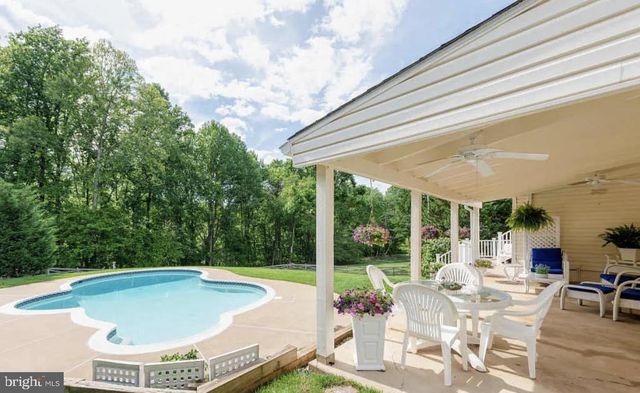 1416 ROSEWOOD HILL DR, Vienna, VA 22182