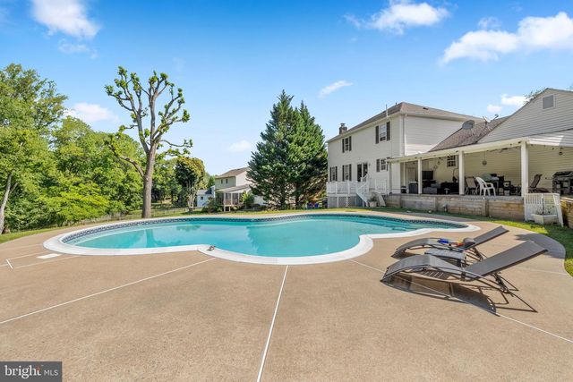 1416 ROSEWOOD HILL DR, Vienna, VA 22182