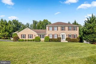 1416 ROSEWOOD HILL DR, Vienna, VA 22182