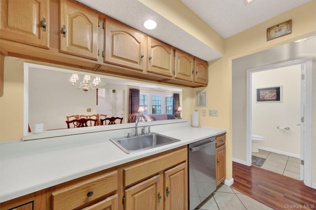 47 Millholland Drive W, Fishkill, NY 12524