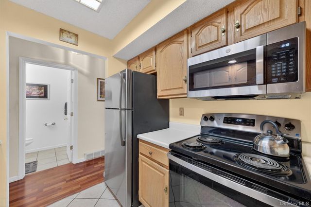 47 Millholland Drive W, Fishkill, NY 12524