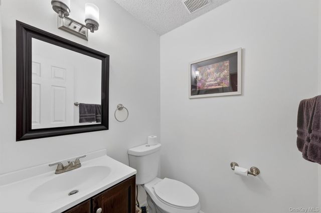 47 Millholland Drive W, Fishkill, NY 12524