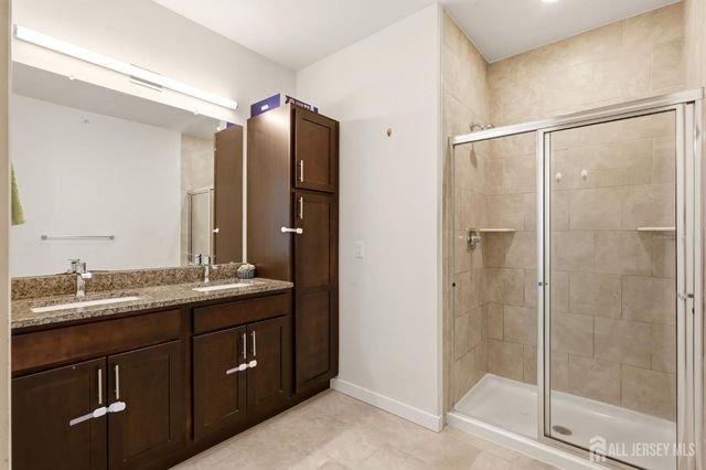 748 Lorhan Drive, Piscataway, NJ 08854