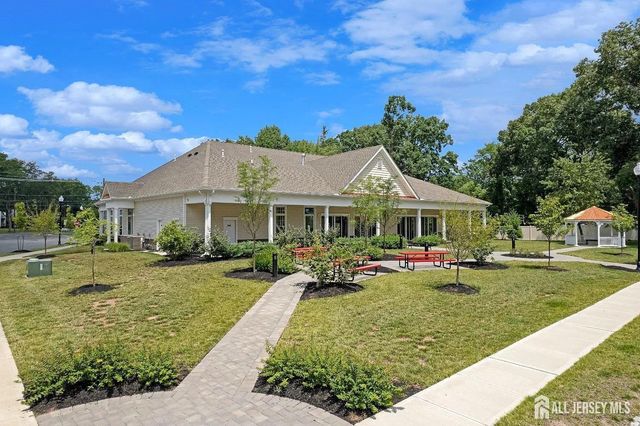 748 Lorhan Drive, Piscataway, NJ 08854