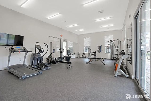 748 Lorhan Drive, Piscataway, NJ 08854