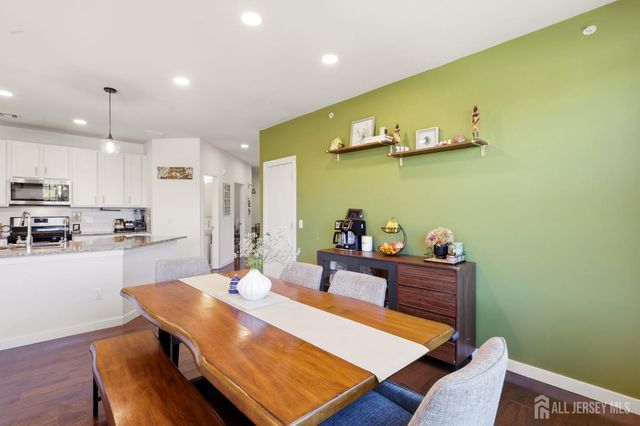 748 Lorhan Drive, Piscataway, NJ 08854