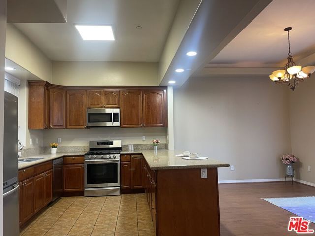 904 E Windsor Road 103, Glendale, CA 91205